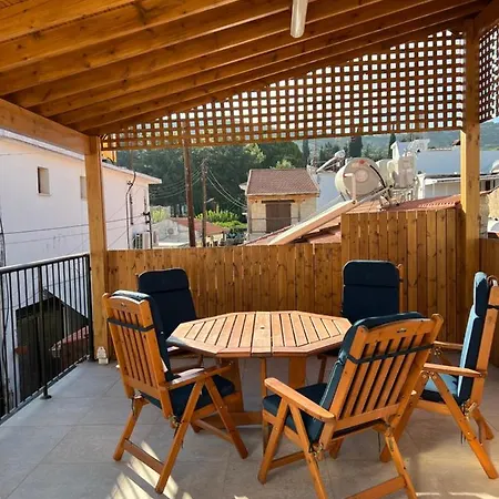 Casa vacanze Eftis - Renovated Traditional House