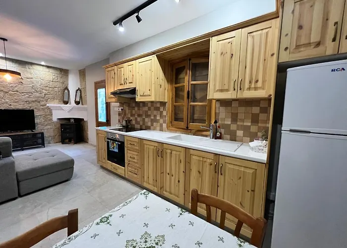 Σπίτι διακοπών Eftis - Renovated Traditional House Όμοδος